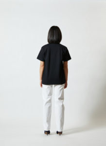 6.2オンス プレミアム Tシャツ 女性 背面 着用イメージ