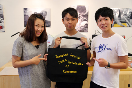 製作体験 アトムに大阪商業大学生がやってきた