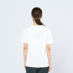 5.6オンス ヘビーウェイトフーディTシャツ 女性 Sサイズ 背面 着用イメージ