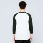 5.6オンス ヘビーウェイトベースボールTシャツ 男性 Lサイズ 背面 着用イメージ