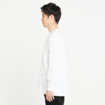 5.6オンス ヘビーウェイト長袖Tシャツ（＋リブ） 男性 Lサイズ 側面 着用イメージ