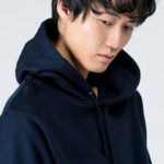 8.4オンス フーデッドライトパーカー 男性 Lサイズ 着用イメージ