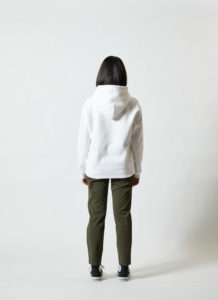 女性 背面 着用イメージ
