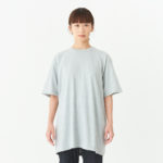 5.6オンス へビーウェイトTシャツ 女性 Lサイズ 正面拡大（モデル身長：154cm） 着用イメージ