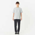 5.6オンス へビーウェイトTシャツ 女性 Sサイズ 正面（モデル身長：154cm） 着用イメージ