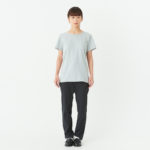 5.6オンス へビーウェイトTシャツ 女性 WLサイズ 正面（モデル身長：154cm） 着用イメージ