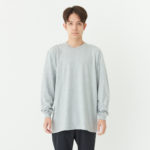 5.6オンス ヘビーウェイトLS-Tシャツ（+リブ） 男性 Lサイズ 正面拡大（モデル身長：171cm） 着用イメージ