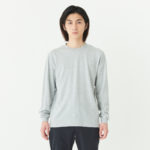 5.6オンス ヘビーウェイト長袖Tシャツ（＋リブ） 男性 Mサイズ 正面拡大（モデル身長：180cm） 着用イメージ
