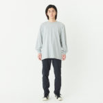 5.6オンス ヘビーウェイトLS-Tシャツ（+リブ） 男性 XLサイズ 正面（モデル身長：180cm） 着用イメージ
