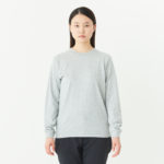 5.6オンス ヘビーウェイト長袖Tシャツ（＋リブ） 女性 XSサイズ 正面拡大（モデル身長：166cm） 着用イメージ
