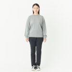 4.4オンス ドライロングスリーブTシャツ 女性 Sサイズ 正面（モデル身長：166cm） 着用イメージ