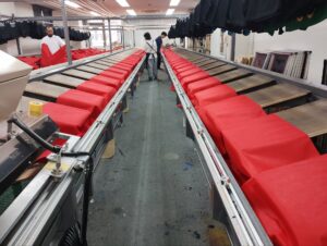 本日のシルクスクリーン工場の様子